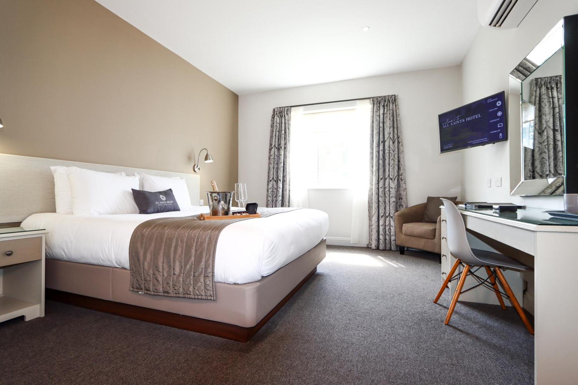 All Saints Resort Bury St. Edmunds ภายนอก รูปภาพ